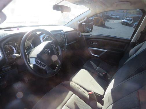 Not Specified 2017 Nissan Titan SV