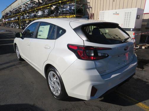 2025 Subaru Impreza Base