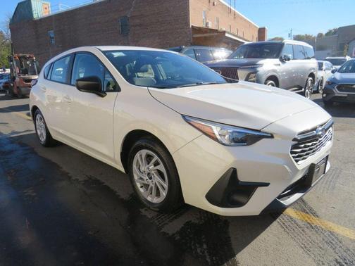 2025 Subaru Impreza Base