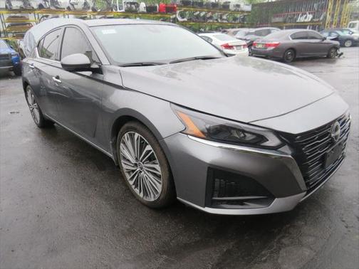 2023 Nissan Altima 2.5 SL