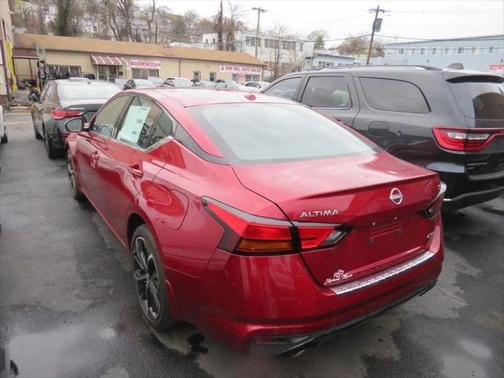 2023 Nissan Altima SR Intelligent AWD