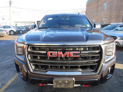 2023 GMC Yukon XL 4WD AT4