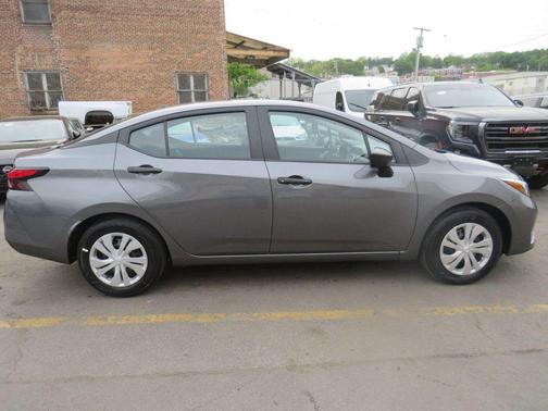 Not Specified 2025 Nissan Versa 1.6 S