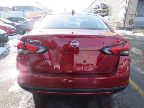 2025 Nissan Versa 1.6 SV