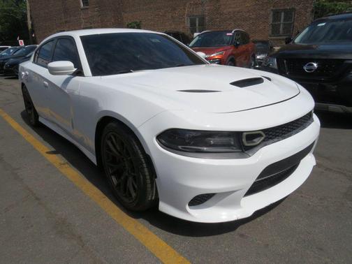 2016 Dodge Charger SRT Hellcat