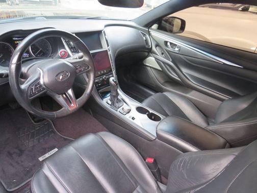 2017 INFINITI Q60 3.0T Premium