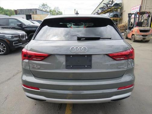 2021 Audi Q3 40 Premium
