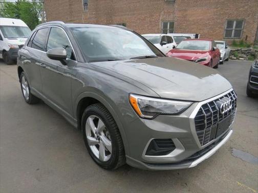 2021 Audi Q3 40 Premium
