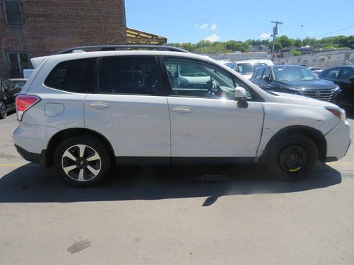 Not Specified 2017 Subaru Forester 2.5i Premium