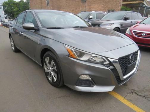 2021 Nissan Altima S FWD