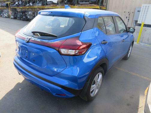 Not Specified 2025 Nissan Kicks S