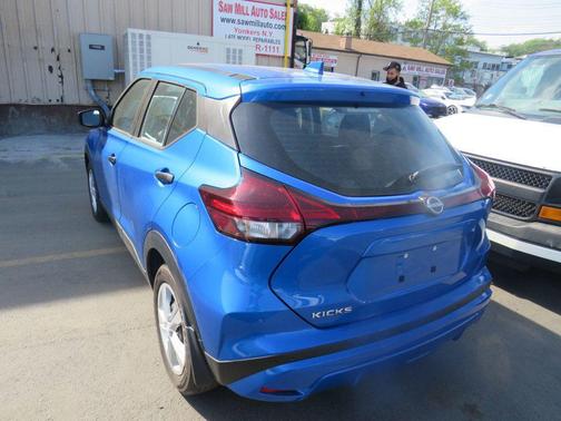 Not Specified 2025 Nissan Kicks S