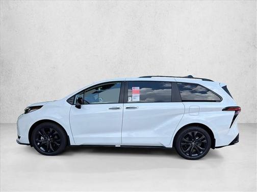 Ice Cap 2026 Toyota Sienna XSE 7 Passenger