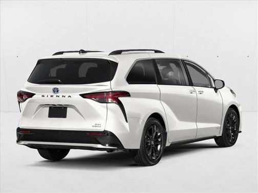 Ice Cap 2026 Toyota Sienna XSE 7 Passenger