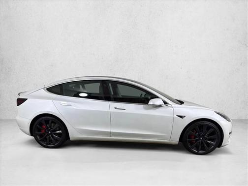 Pearl White Multi-Coat 2020 Tesla Model 3 Performance