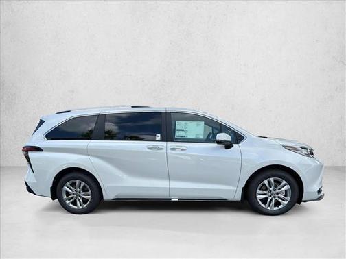 Wind Chill Pearl 2026 Toyota Sienna Limited