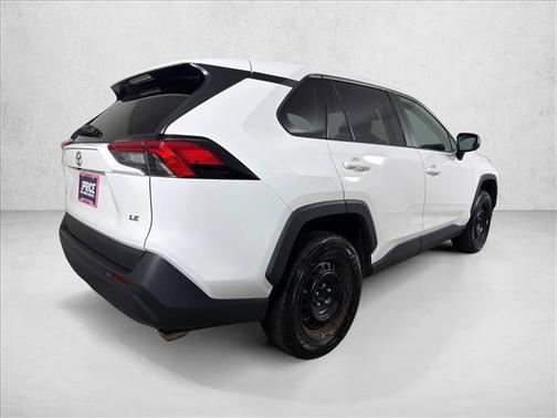 Ice Cap 2024 Toyota RAV4 LE