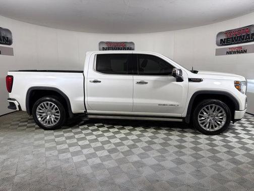 White Frost Tricoat 2019 GMC Sierra 1500 Denali