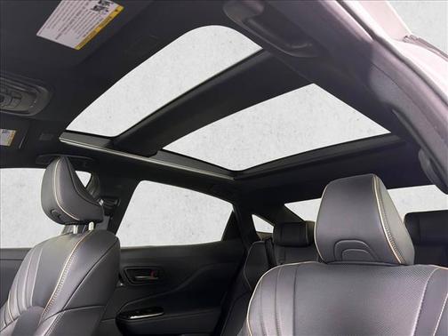 Black/Oxygen White 2024 Toyota Crown Platinum