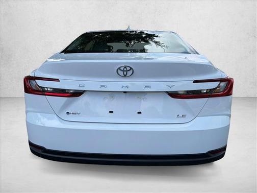 Ice Cap 2026 Toyota Camry LE