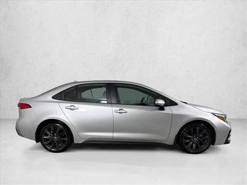 Classic Silver Metallic 2024 Toyota Corolla SE