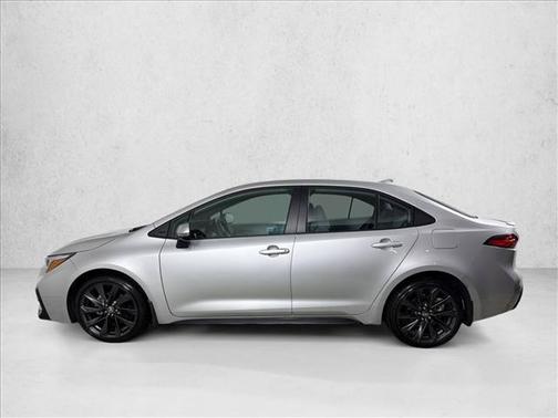 Classic Silver Metallic 2024 Toyota Corolla SE