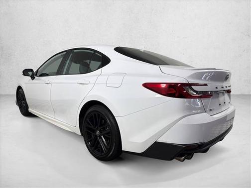 Ice Cap 2025 Toyota Camry SE