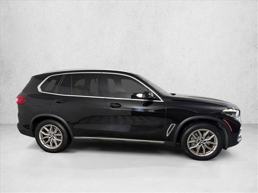 Jet Black 2021 BMW X5 sDrive40i