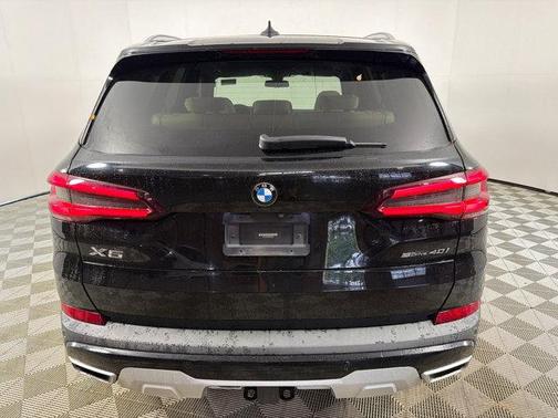 Jet Black 2021 BMW X5 sDrive40i