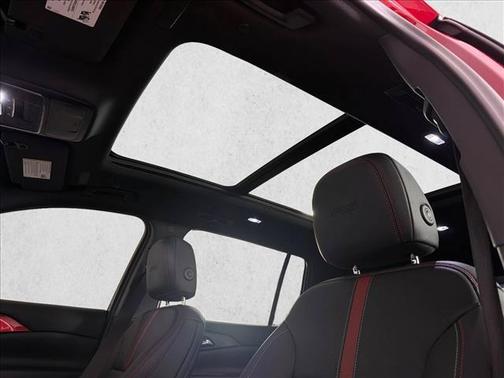 Radiant Red Tintcoat 2024 Chevrolet Traverse RS