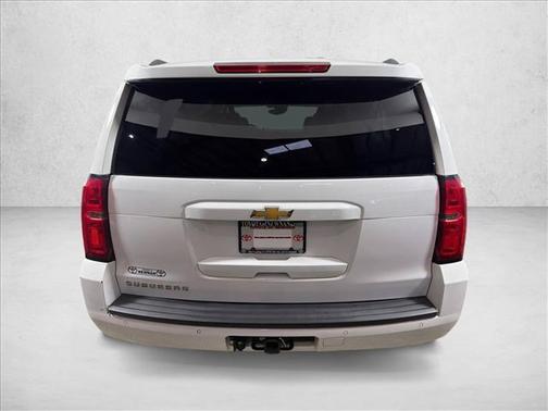 Summit White 2019 Chevrolet Suburban LT