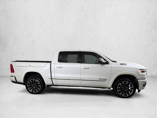 Ivory White Tri-Coat Pearlcoat 2025 RAM 1500 Limited