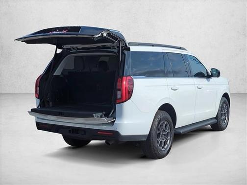 Oxford White 2025 Ford Expedition Active
