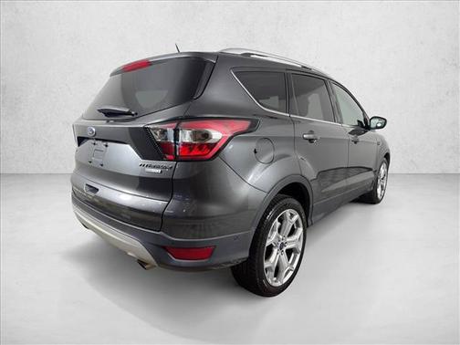 Magnetic Metallic [G 2017 Ford Escape Titanium