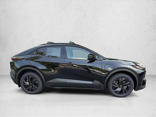 Midnight Black Metallic 2026 Toyota C-HR SE
