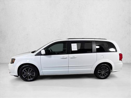 White Knuckle Clearcoat 2017 Dodge Grand Caravan GT