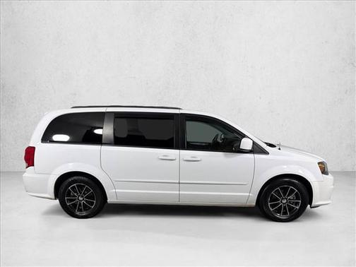 White Knuckle Clearcoat 2017 Dodge Grand Caravan GT