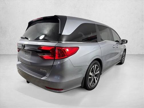 Crystal Black Pearl 2024 Honda Odyssey Touring