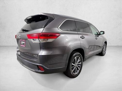 Predawn Gray Mica 2019 Toyota Highlander XLE