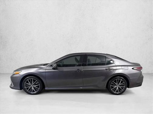 Predawn Gray Mica 2022 Toyota Camry Hybrid XLE