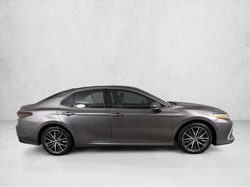 Predawn Gray Mica 2022 Toyota Camry Hybrid XLE