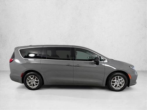 Ceramic Gray Clearcoat 2025 Chrysler Pacifica L