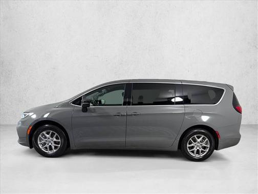 Ceramic Gray Clearcoat 2025 Chrysler Pacifica L