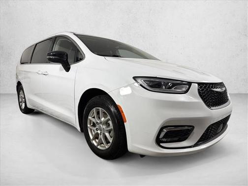Bright White Clearcoat 2024 Chrysler Pacifica Touring L