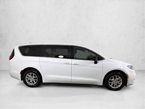 Bright White Clearcoat 2024 Chrysler Pacifica Touring L