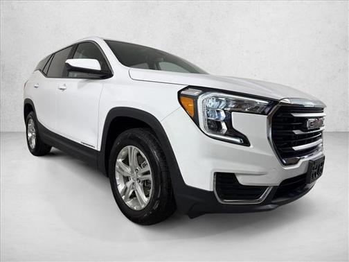 Summit White 2024 GMC Terrain SLE