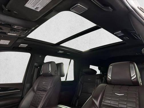 Crystal White Tricoat 2021 Cadillac Escalade Sport Platinum