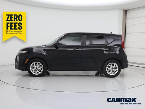 Black 2022 Kia Soul LX