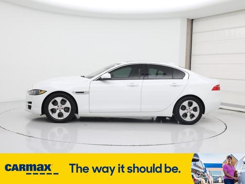 2017 Jaguar XE