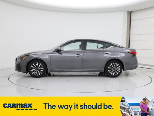 2023 Nissan Altima SV